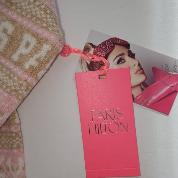 Paris Hilton Women's Soft Knit Crew Neck Sweater - Picture 7 of 7